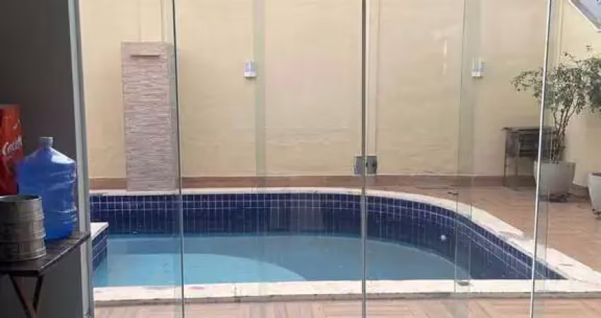 Sobrado 4 suítes com energia Solar codominio Belvedere I