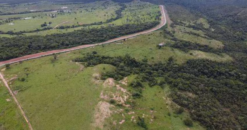 Fazenda com  915 hectares, pastagem Formada frente Rodovia 86 km de Cuiabá