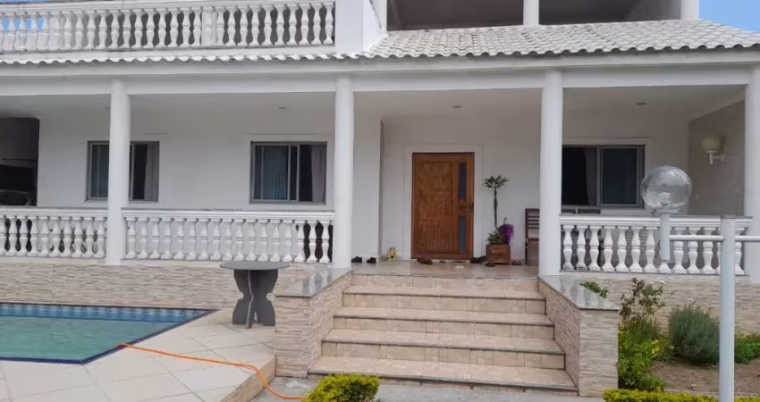 Vendo linda casa em condominio fechado -vargem pequena