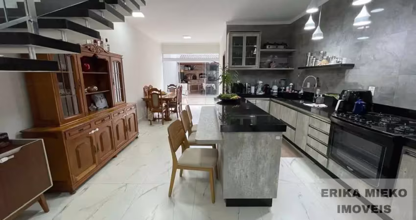 Casa para Venda em Atibaia, jardim suely, 3 dormitórios, 1 suíte, 3 banheiros, 2 vagas