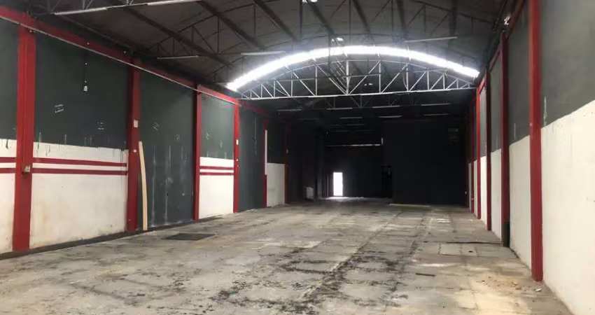 Galpão/depósito/armazém para venda tem 350 m2. sendo pavilhão + 03 salas com bh.