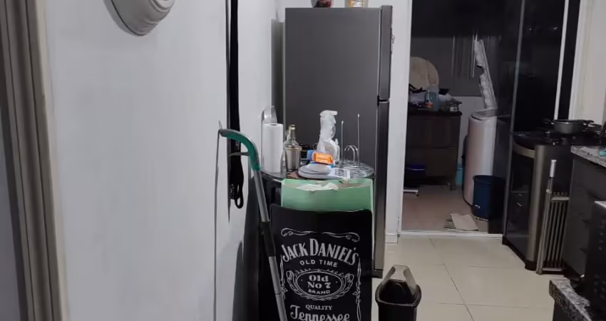 Apartamento 02 dormitórios e box na domingos martins.