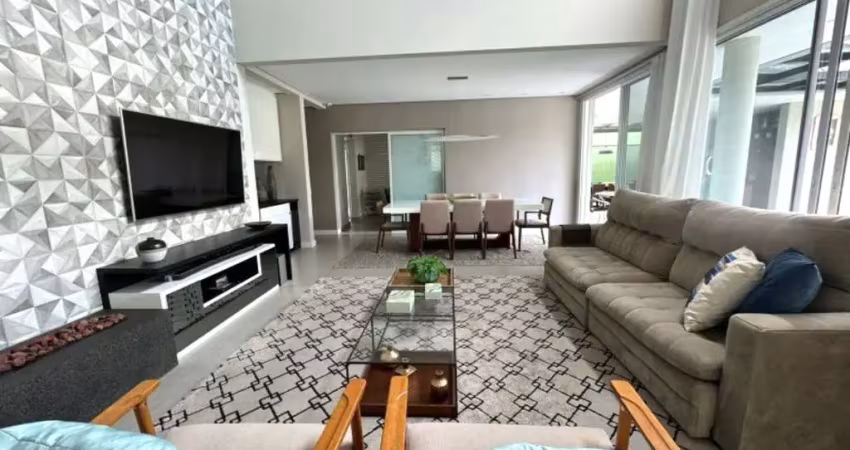 Casa a venda no Bella Citta em Mogi das Cruzes.