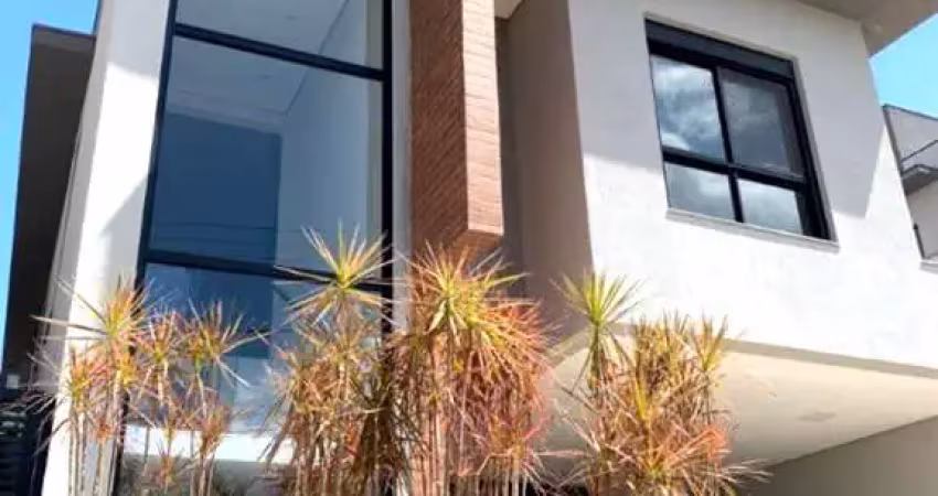 Casa a venda no Bella Citta em Mogi das Cruzes. Casa para venda no Fazenda Rodeio, Mogi das Cruzes.
