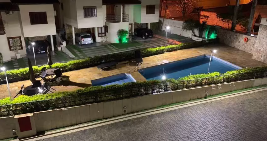 Casa a venda em Condomínio Residencial do  Porto na Vila Oliveira em Mogi das Cruzes.