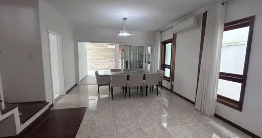 Casa em condomínio fechado com 3 quartos à venda na Rua Coronel Cardoso de Siqueira, 3232, Real Park, Mogi das Cruzes