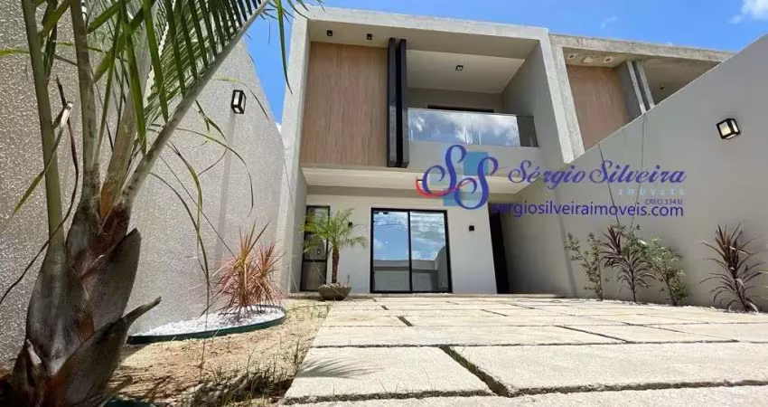 Linda casa  nascente no Eusébio com 3 dormitórios