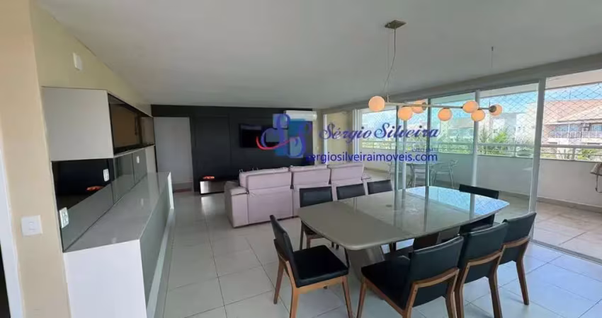 Cobertura nascente e finamente mobiliada no Golf Ville - Porto das Dunas.