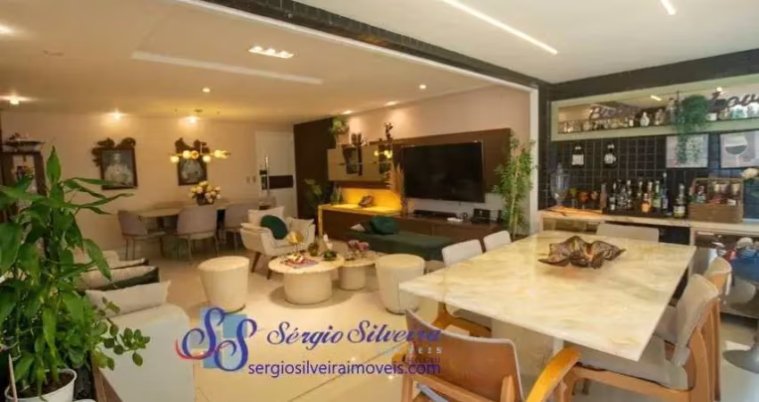 Belíssimo apartamento amplo e com 3 quartos no bairro aldeota