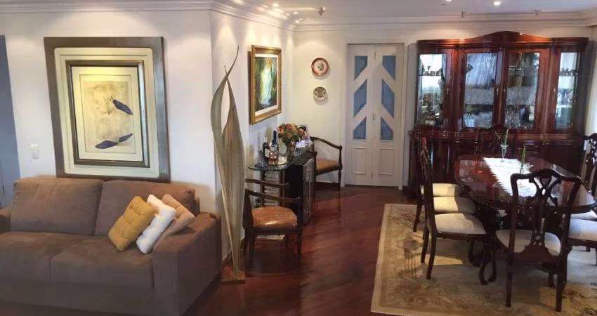Apartamento Padrão de Luxo na Vila Uberabinha, São Paulo