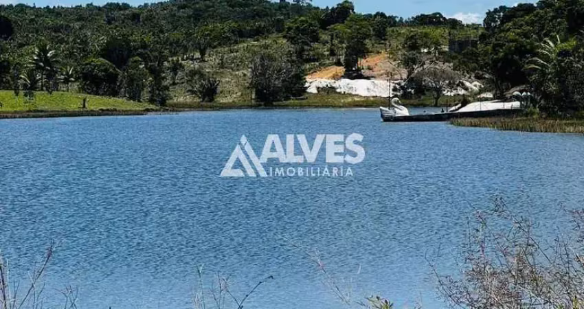 Sítio com 10.000 m2 casa com 4 quartos sendo 2 suítes piscina