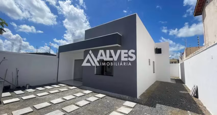 Casa com 3 quartos sendo 1 suíte na região da av. fraga maia