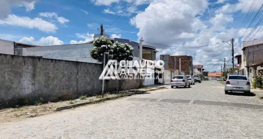 Terreno à venda na Rua Héstia, Papagaio, Feira de Santana