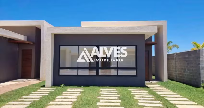 Casa com 3 quartos  sendo 1 suíte condomínio mangata no bairro sim