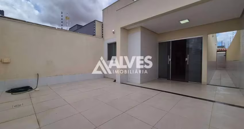 Casa com 2 quartos à venda na Rua Auriflama, Mangabeira, Feira de Santana