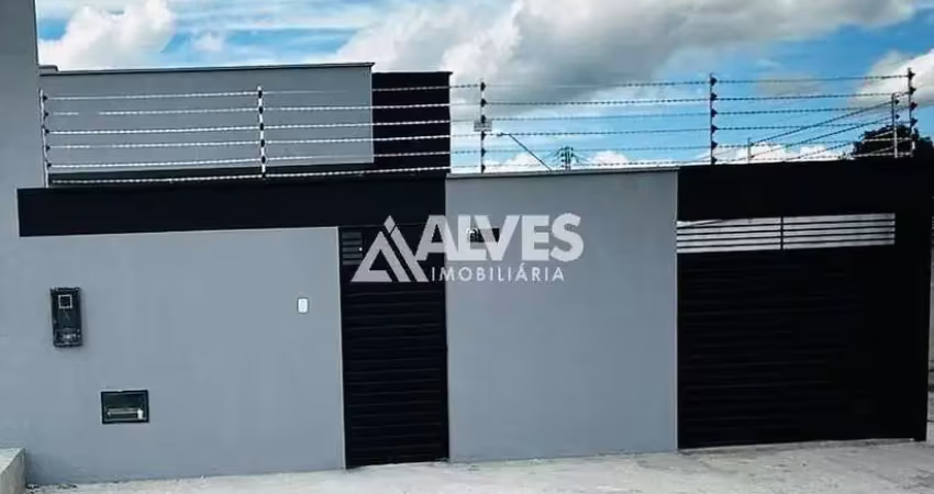 Casa com 2 quartos sendo 1 suíte com escritura grátis pronta para morar