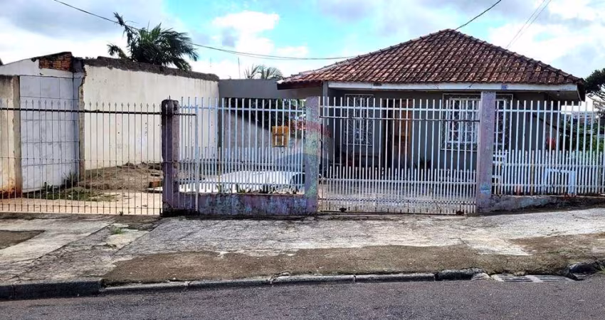 Casa Espaçosa à Venda em Colombo, PR - Oportunidade!