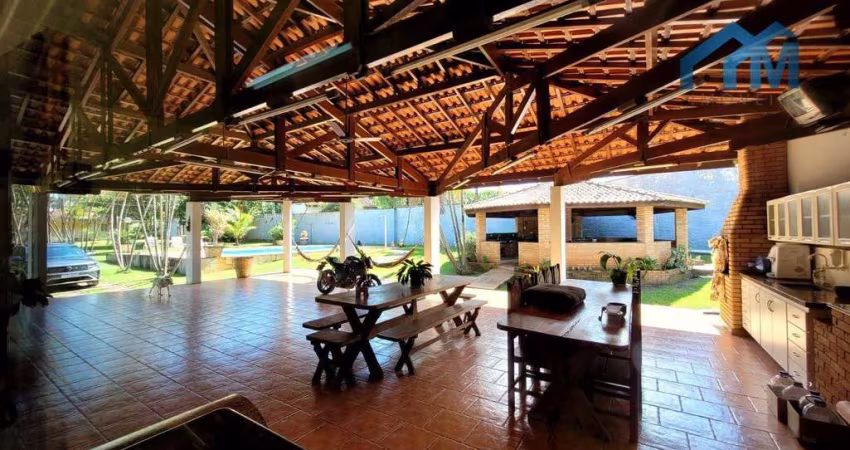 Ampla e Maravilhosa! Viva com Qualidade em uma Chácara de 4.020m²