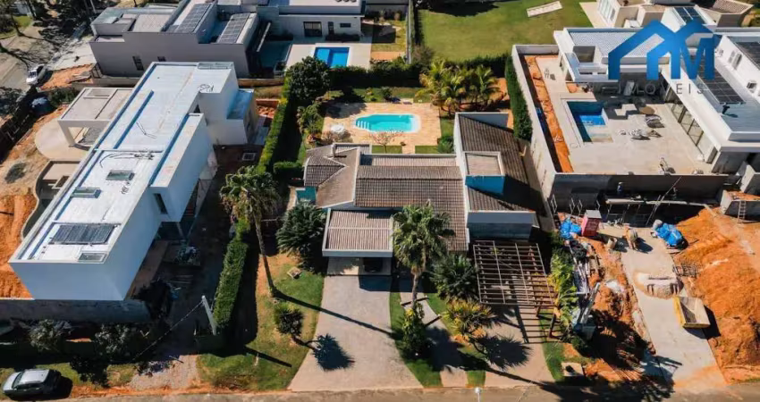 Casa térrea com projeto inteligente e espaço gourmet com vista para a piscina