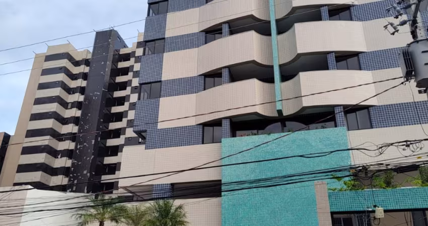Alugo quarto e sala novíssimo no coração da ponta verde.