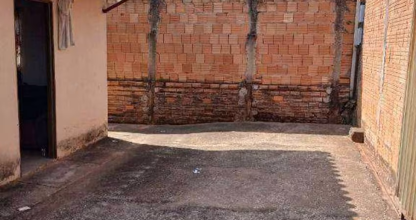 Casa com 2 dormitórios à venda, 80 m² por R$ 200.000,00 - Jardim Brasil II - Pouso Alegre/MG