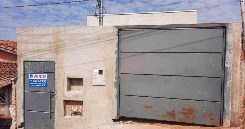 Casa com 3 dormitórios à venda, 79 m² por R$ 320.000,00 - Jatobá - Pouso Alegre/MG