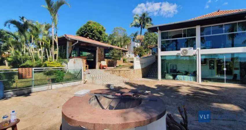 Casa com 3 dormitórios à venda, 581 m² por R$ 1.000.000,00 - Caiçara - Pouso Alegre/MG