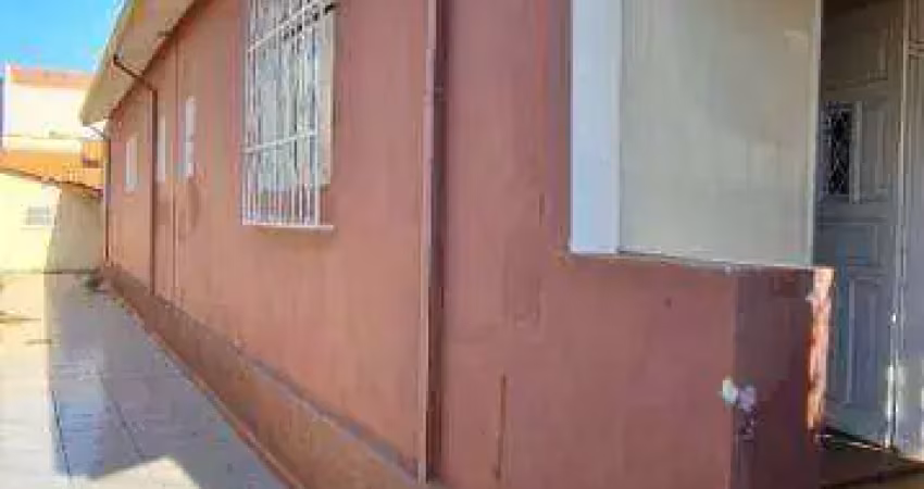 Casa com 4 dormitórios à venda, 81 m² por R$ 1.200.000,00 - Centro - Pouso Alegre/MG