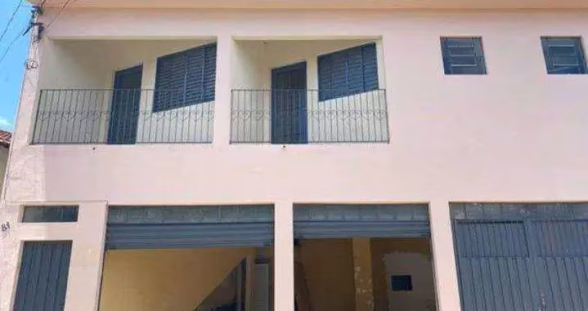 Sobrado com 3 dormitórios à venda, 210 m² por R$ 450.000,00 - Aristeu Costa Rios - Pouso Alegre/MG
