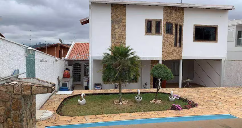 Sobrado com 3 dormitórios à venda, 242 m² por R$ 980.000,00 - Pousada dos Campos I - Pouso Alegre/MG