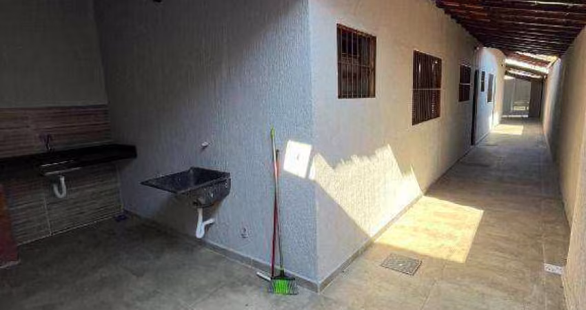 Casa com 2 dormitórios à venda, 70 m² por R$ 467.000,00 - Cidade Ocian - Praia Grande/SP