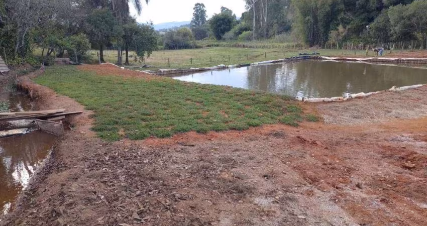 Chácara com 1 dormitório à venda, 3133 m² por R$ 430.000,00 - Afonsos - Pouso Alegre/MG