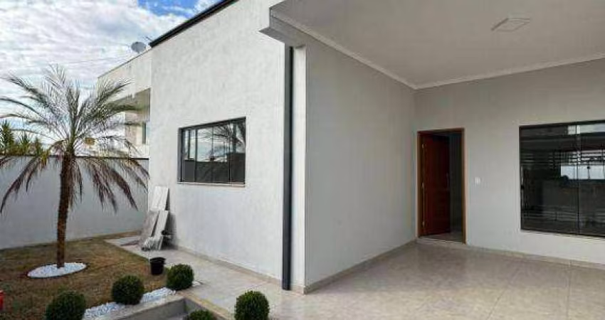 Casa com 3 dormitórios à venda, 126 m² por R$ 550.000,00 - Parque Real - Pouso Alegre/MG