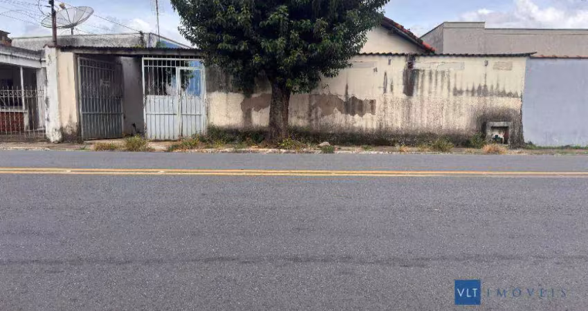 Casa com 3 dormitórios à venda, 120 m² por R$ 430.000 - Centro - Pouso Alegre/MG