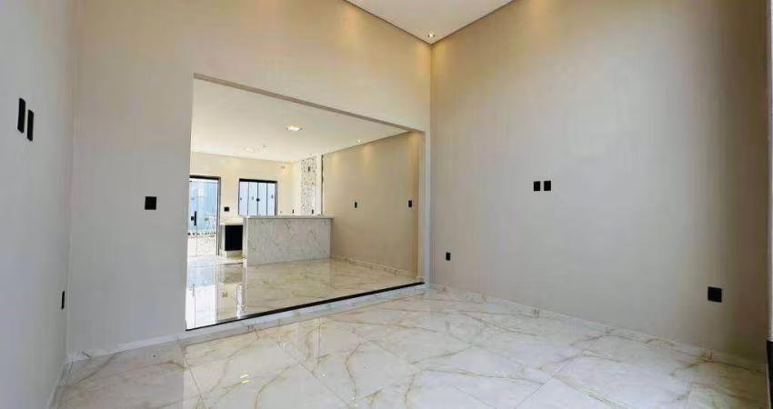 Casa com 3 dormitórios à venda, 130 m² por R$ 680.000 - Parque Real - Pouso Alegre/MG