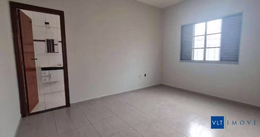 Casa com 3 dormitórios para alugar, 140 m² por R$ 1.900,00/mês - Jatobá - Pouso Alegre/MG
