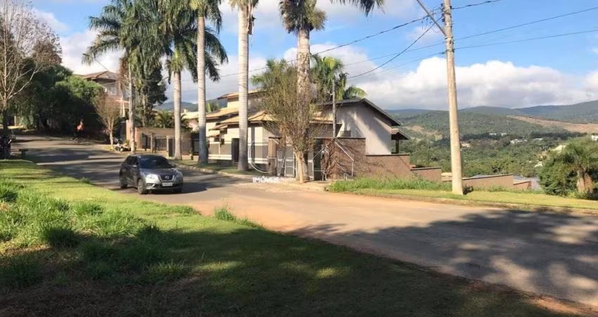 TERRENO  PLANO VENDE-SE COM 1895,00 M COND, FECHADO BAIRRO MALOTA R$  1950.000,00