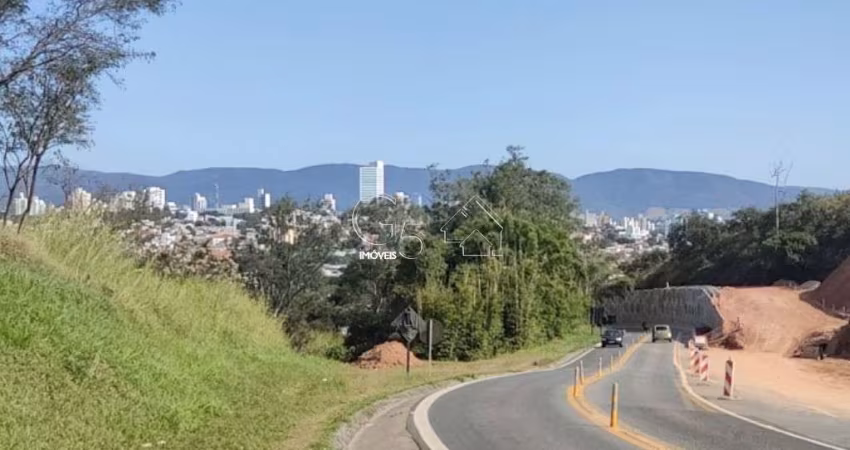 Terreno de 1000 m² para comprar no Condomínio Portal da Colina em Jundiaí - SP. Excelente localização e lote já escriturado pronto para construir.