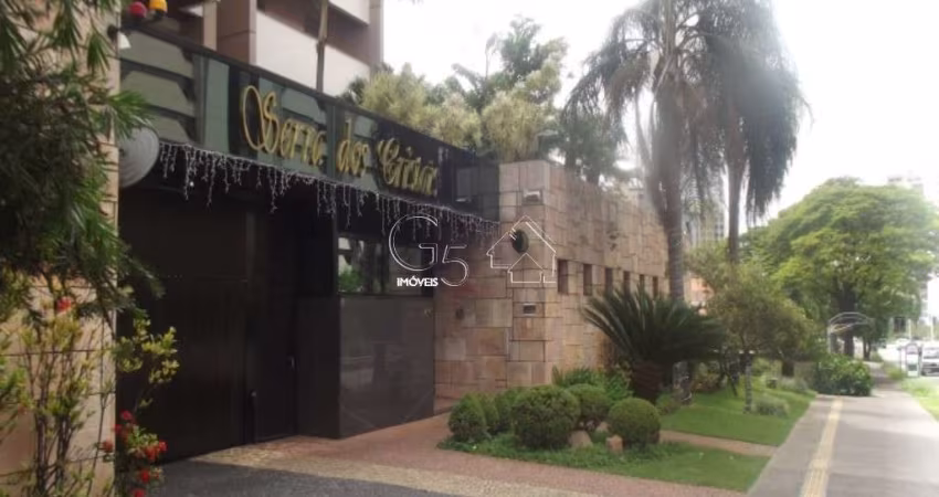Apartamento  no condomínio Serra dos Cristais situado na Avenida Nove de Julho