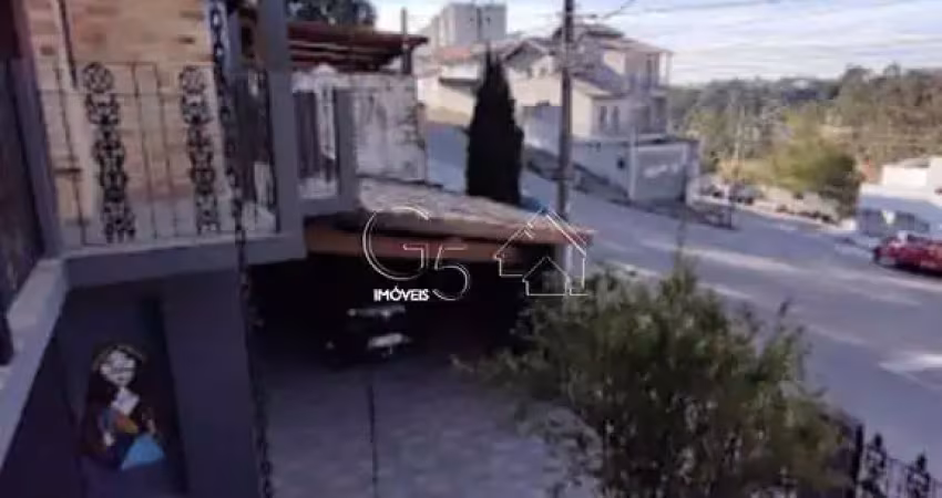 Casa à venda com 3 quartos, 1 suíte, 2 salas e 2 vagas na região central de caieiras-sp!