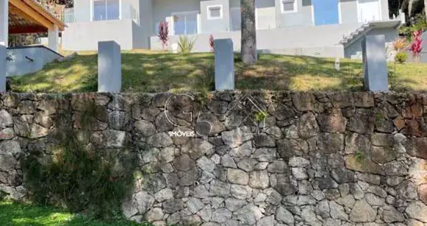 Casa de luxo em condomínio à venda em caieiras-sp, no bairro alpes de caieiras - 3 quartos, 3 suítes, 2 salas, 3 banheiros, 8 vagas, 280m².