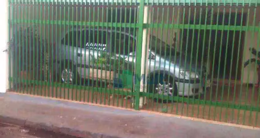 Casa localizada no bairro campos elísios,  3 dormitórios, sendo  1 suíte.