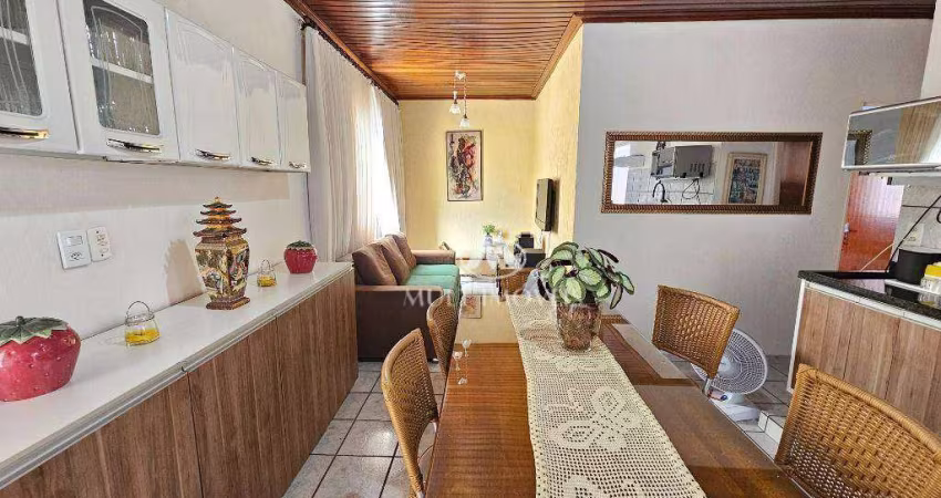 Casa Térrea localizada no Bairro Alexandre Balbo com 200m² de terreno e 110m² de área útil.
