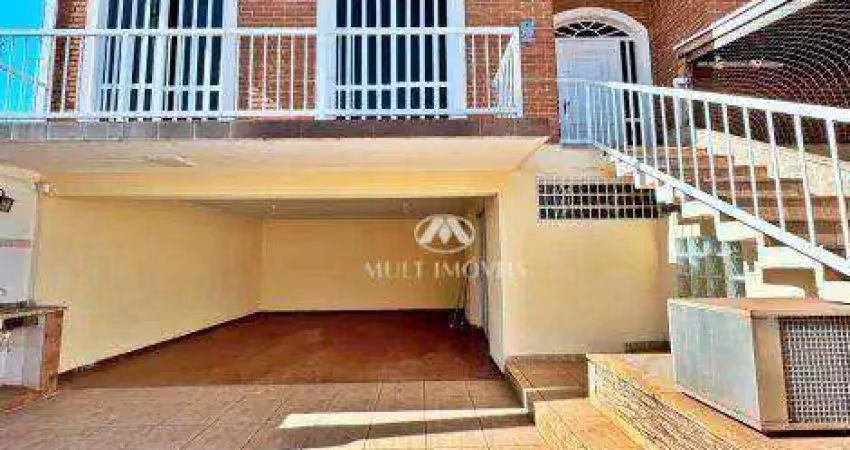 Casa em excelente localização no Bairro Jd. Paulistano próximo a avenida 13 de Maio com 259m² de área terreno e 274m² de área construída.