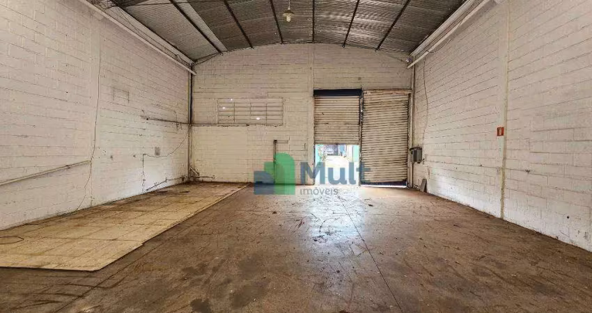 Galpão em excelente localização no bairro vila elisa, próximo a av. mogiana e restaurante tibursius, 340m² de terreno e 250m² de construção.