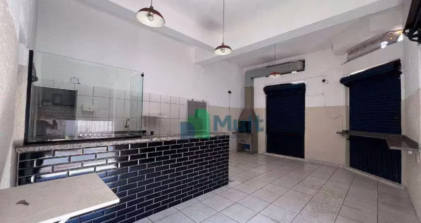 Salão comercial com piso frio / pintura nova / laje, localizado no bairro campos elísios com 70m² de área privativa.