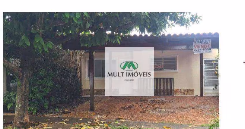 Casa localizada no Condomínio Villa D´ Itália com 03 Dormitórios