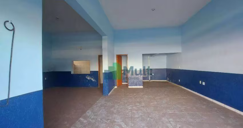 Salão comercial na av. saudade em ótima localização.