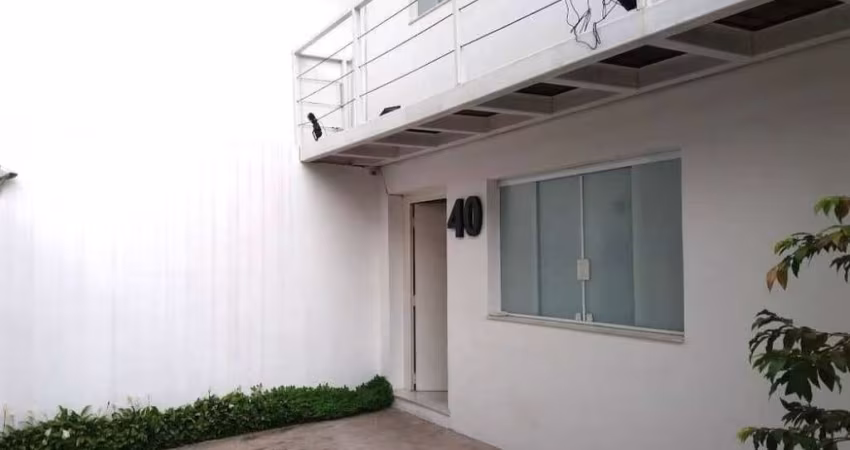 Sobrado Comercial em Moema 144 metros 4 salas 02 vagas Mobiliado