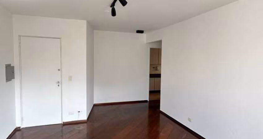 Apartamento em Moema Pássaros com 51 metros 01 quarto 01 vaga 2.800,00